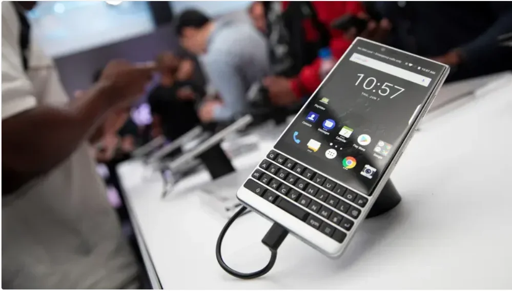 Zinwa Q25 Pro combines the past with the future!